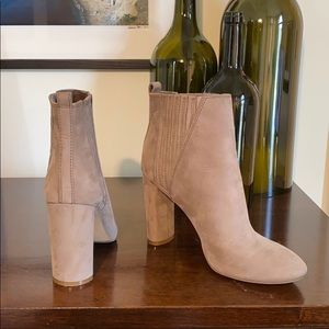 Vince Camuto Booties - Size 10